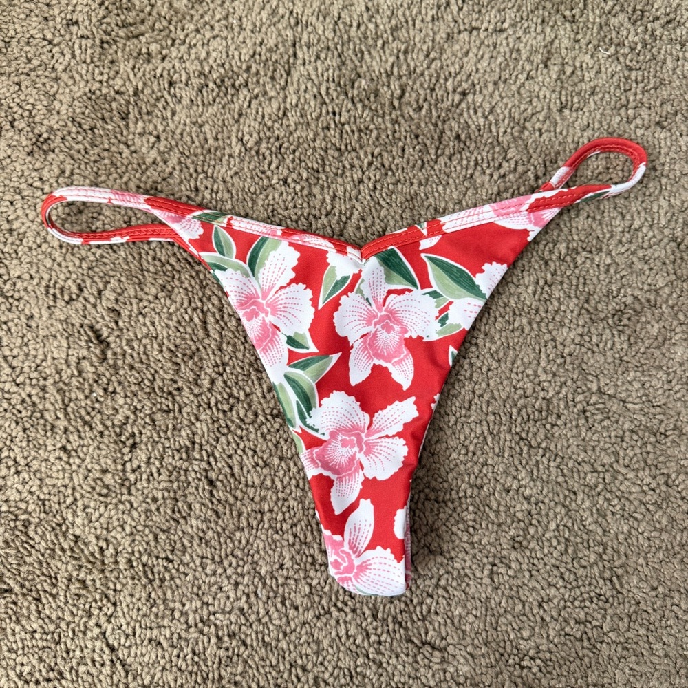 NWOT XS Benoa Swim bikini bottoms